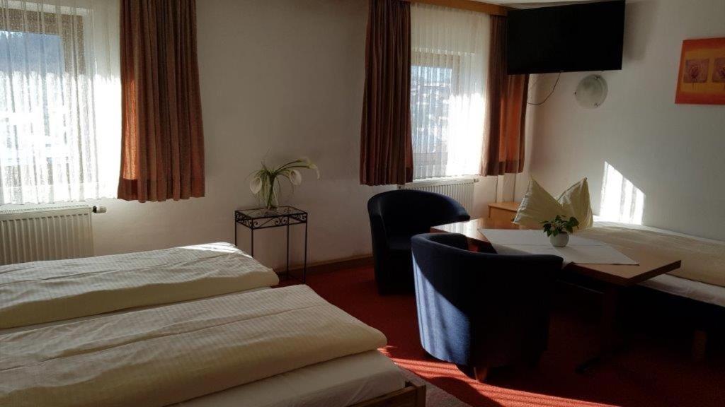 Hotel Garni Edelweiss Siegsdorf Eksteriør billede
