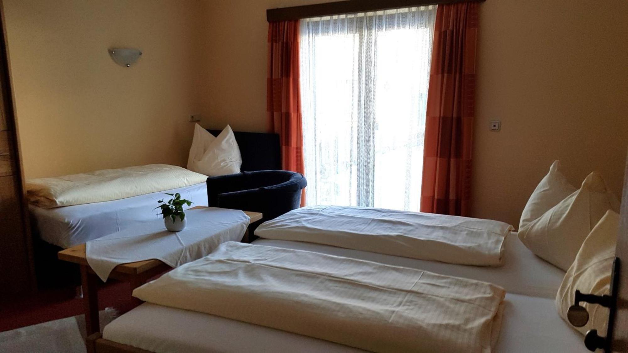 Hotel Garni Edelweiss Siegsdorf Eksteriør billede