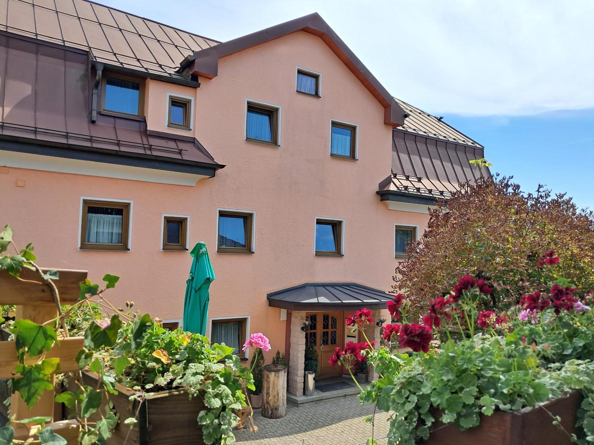 Hotel Garni Edelweiss Siegsdorf Eksteriør billede